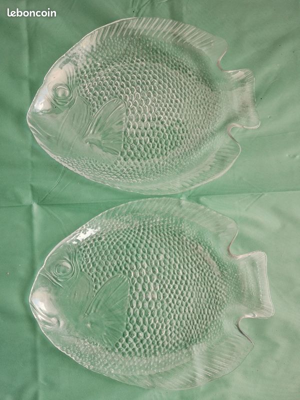 Lot de 2 assiettes poisson en verre moulé Codec Arcoroc vintage (image 2)