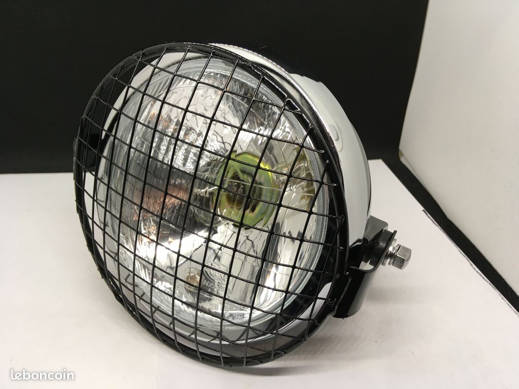 Grille de phare moto (image 3)