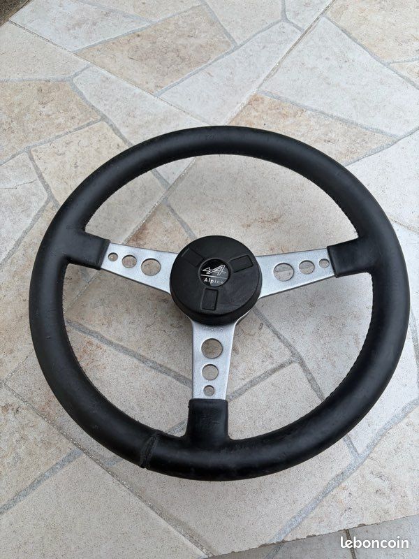 Volant Alpine En Cuir Noir - Occasion, Bon état Général, Pour Custom Ou Remplacement