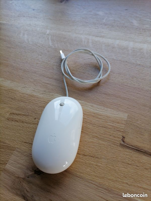 Souris apple avec fil (image 1)