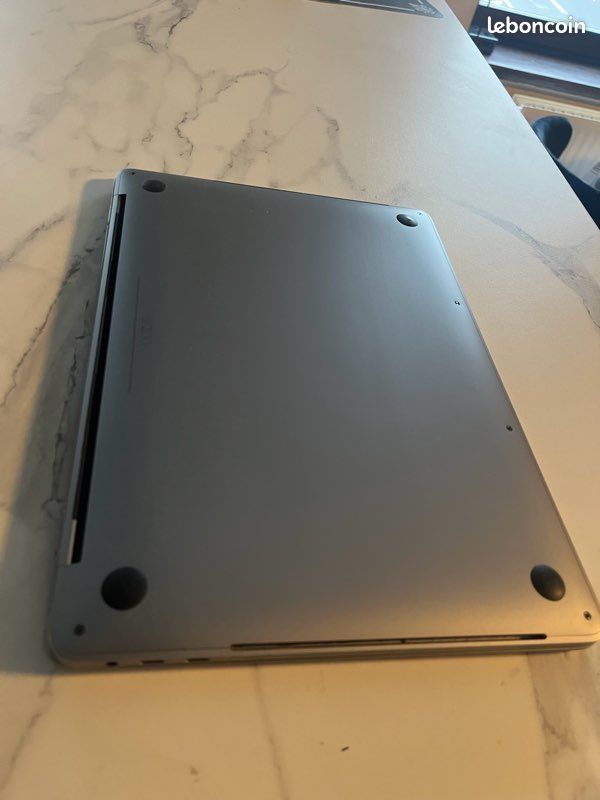 MacBook Pro 13” 2018 – i5 Quad Core / 8 Go RAM / 2560x1600 (image 5)