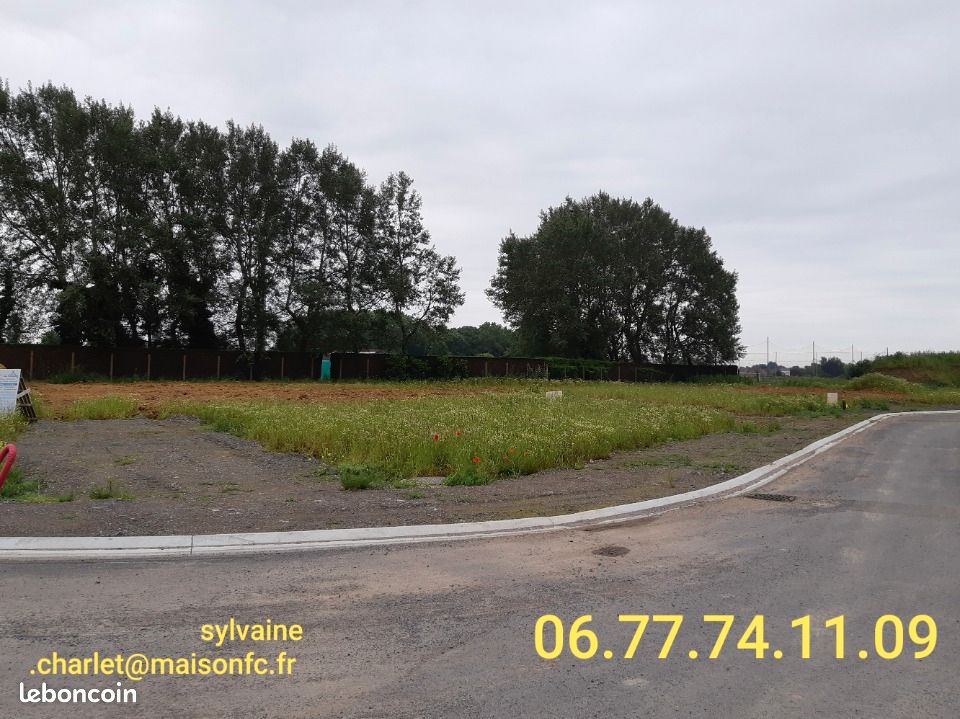 Terrain 360 m² · à Douvrin · 62 000 €