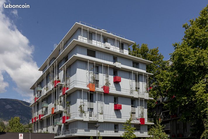 Appartement 1 pièce 18 m² · à Grenoble · 18 m² · 589 €/mois