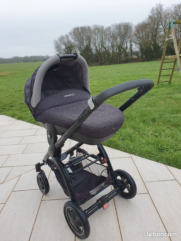 Poussette Childhome Gris / Anthracite d'occasion - Annonces Équipement bébé  leboncoin