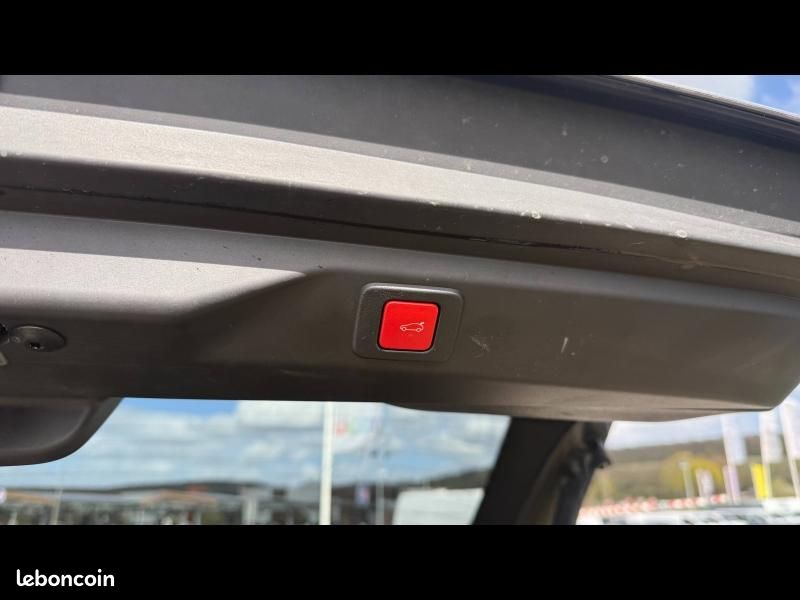 Peugeot 3008 1.2 Hybrid 136ch GT e-DCS6 (image 8)