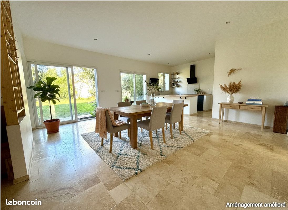 Maison 7 pièces 210 m² · à Sainte-Pazanne · 210 m² · 379 000 €