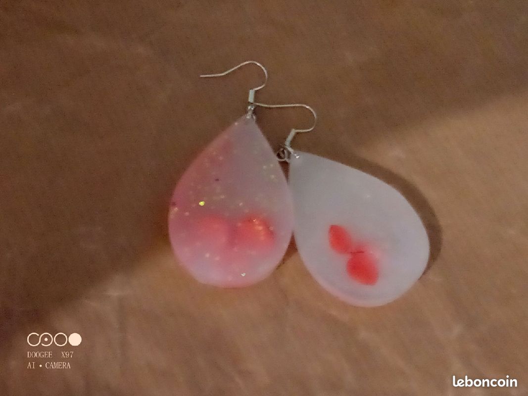 Grande paire de boucles d'oreilles (image 1)