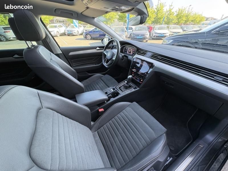 Volkswagen Passat SW 2.0 TDI EVO 150ch Elegance DSG7 8cv (image 10)