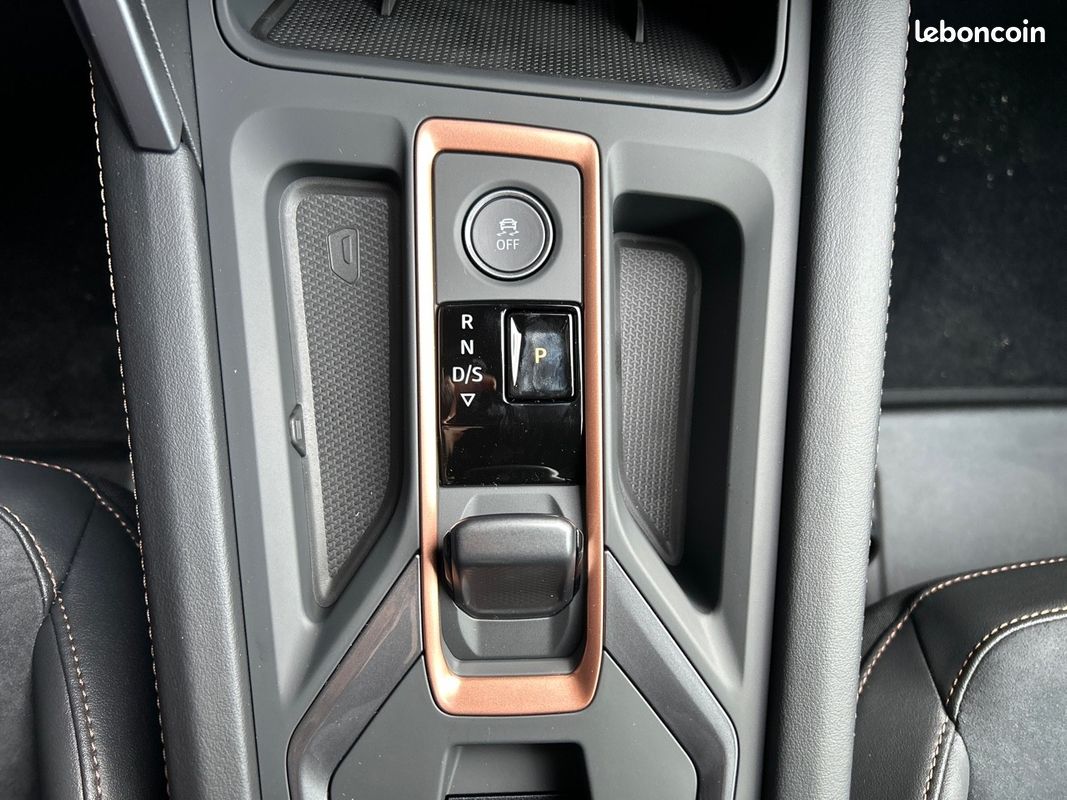 CUPRA Formentor 1.5 eTSI Hybrid 150 ch DSG7 V (image 16)