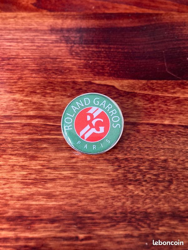 Pin's Roland Garros (image 2)