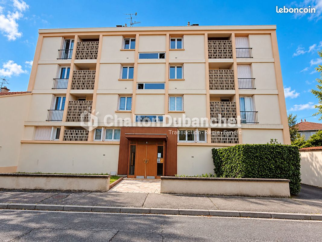 Appartement 4 pièces 73 m² · à Roanne · 73 m² · 92 000 €