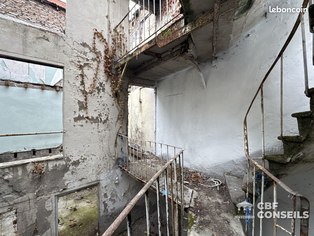 Immeuble 104 m² · à Clermont-Ferrand · 104 m² · 149 000 €