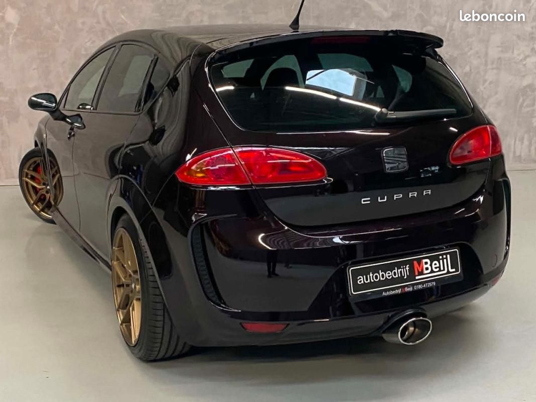 Seat Leon CUPRA 2.0 TFSI EDITION K1 240CH - CARNET ENTRETIEN RÉGULATEUR DE VITESSE VITRES TEINTÉS (image 6)