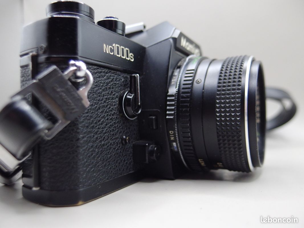 Appareil photo reflex argentique 35 mm Mamiya NC1000s boîtier noir [TEL QUEL