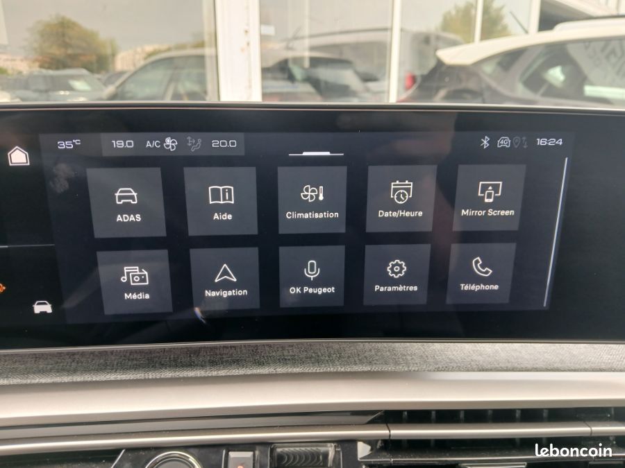 Peugeot 5008 HYBRID 145 e-DCS6 ALLURE Cam360° Panoramic Pack 7PL (image 23)