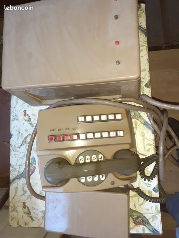 Téléphone centrale (image 2)
