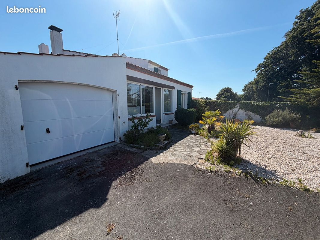 Maison 6 pièces 105 m² · à Challans · 105 m² · 920 €
