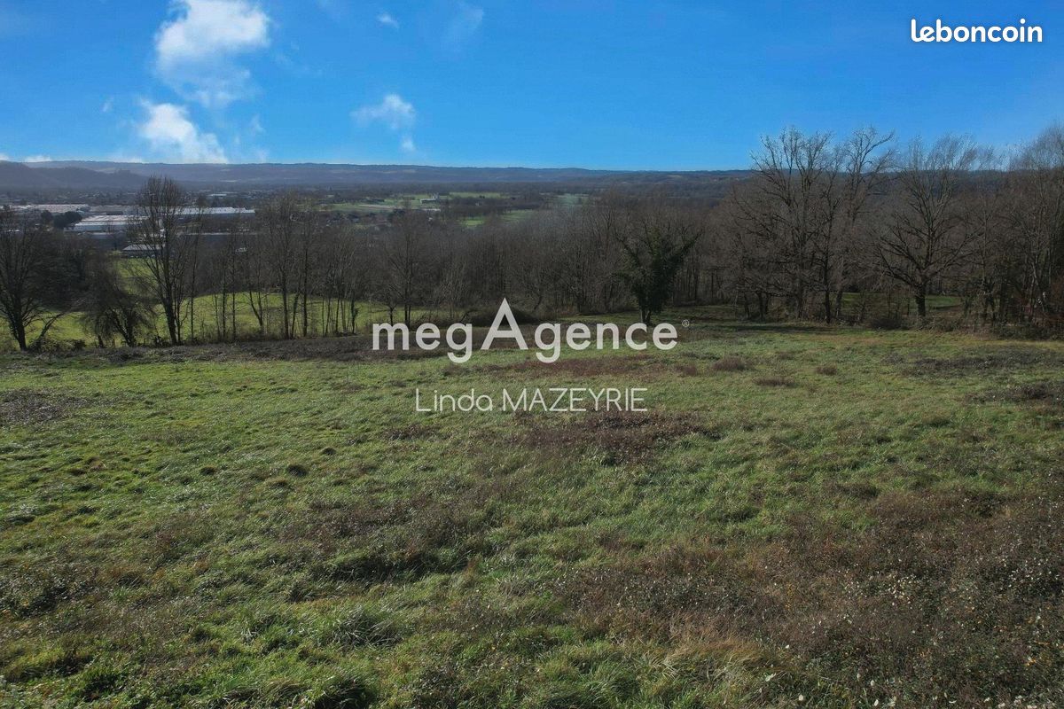 Terrain 2632 m² · à Gagnac-sur-Cère · 2 632 m² · 50 000 €