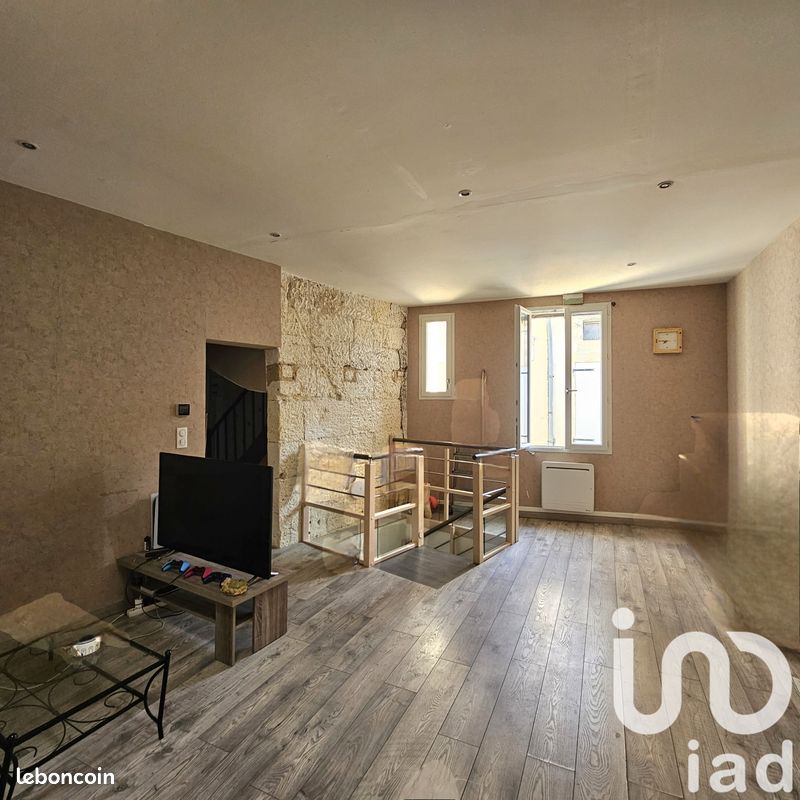 Local commercial 210 m² · à La Couronne · 210 m² · 280 000 €