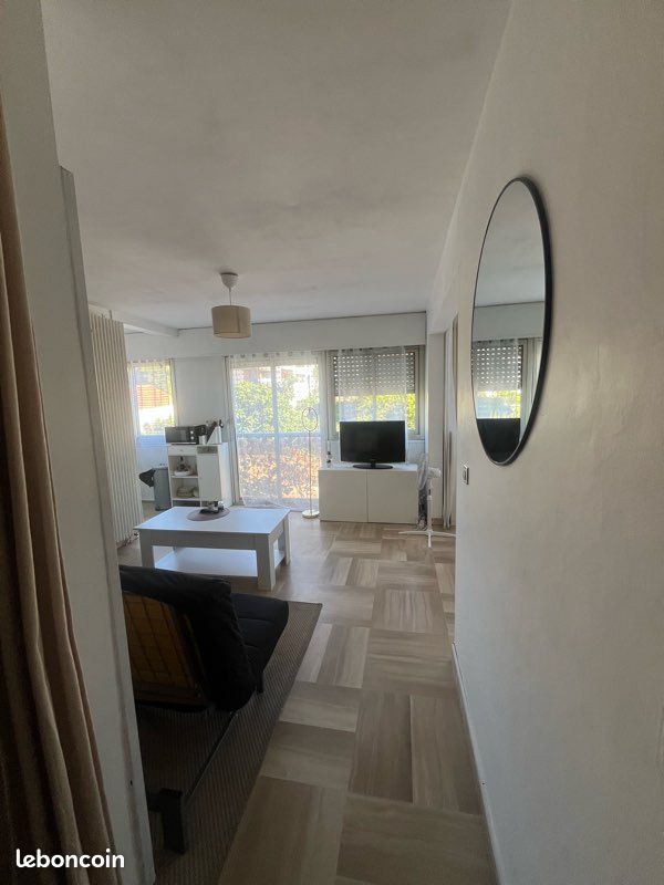Appartement 2 pièces 27 m² · à Hyères · 27 m² · 700 €