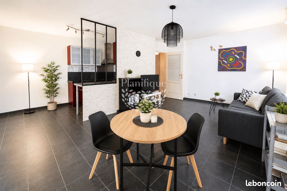 Appartement 4 pièces 81 m² · à Saint-Julien-en-Genevois · 81 m² · 389 000 €