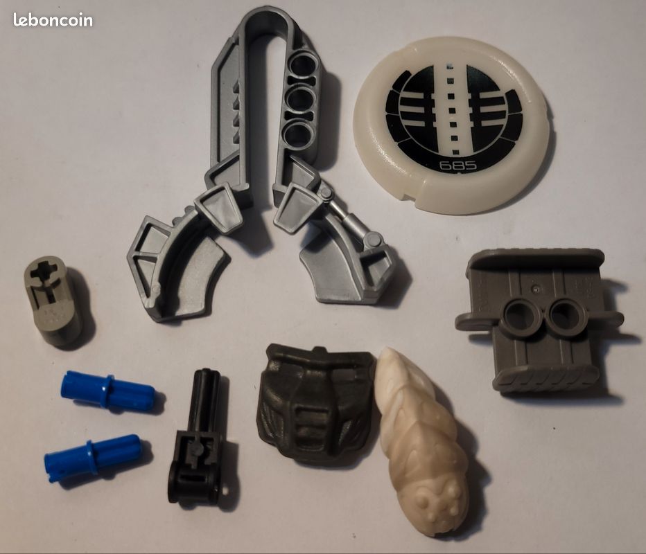 Lot LEGO Bionicle Matoran Metru Nui (4) + Slizer 8501 - 2004 (image 7)