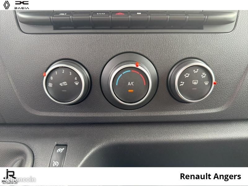 Renault Master CCb RJ3500 L2 2.3 Blue dCi PAF AR court 130ch Confort 29570 HT (image 14)