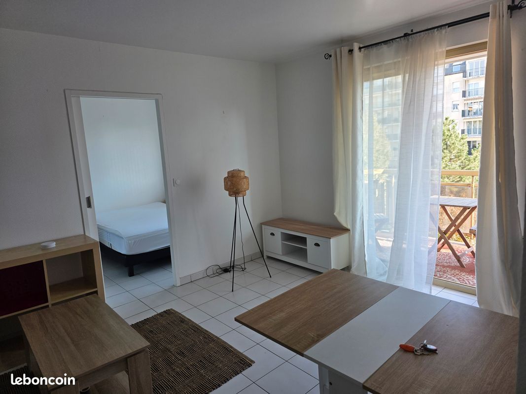 Appartement 2 pièces 32 m² · à Alfortville · 32 m² · 1 050 €/mois
