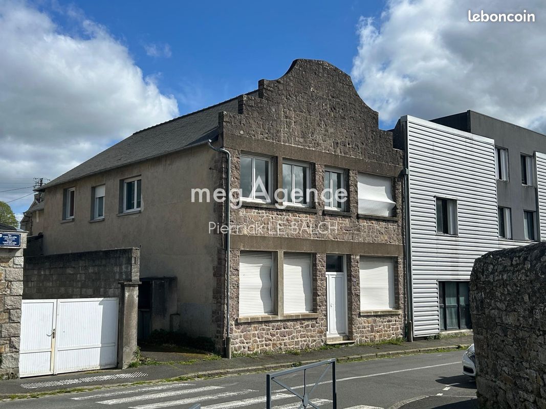 Immeuble 295 m² · à Guingamp · 295 m² · 393 000 €