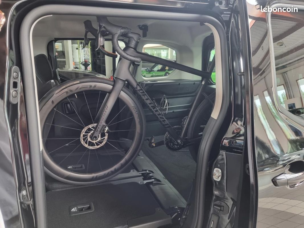 Peugeot rifter m allure bluehdi 130 at8 n1 (image 28)