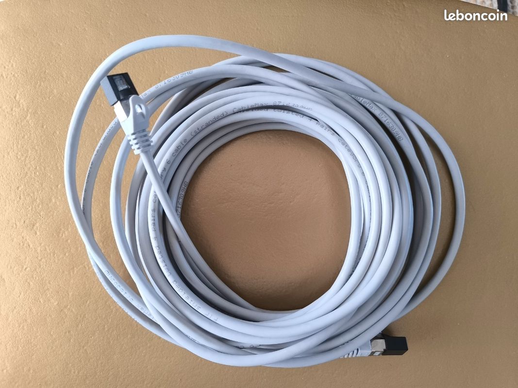 Câble RJ 45 (image 1)