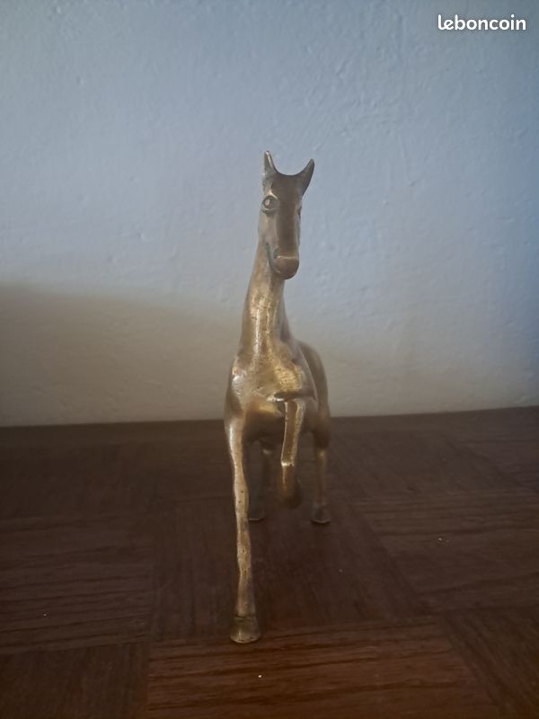 Statuette cheval dorée (image 2)