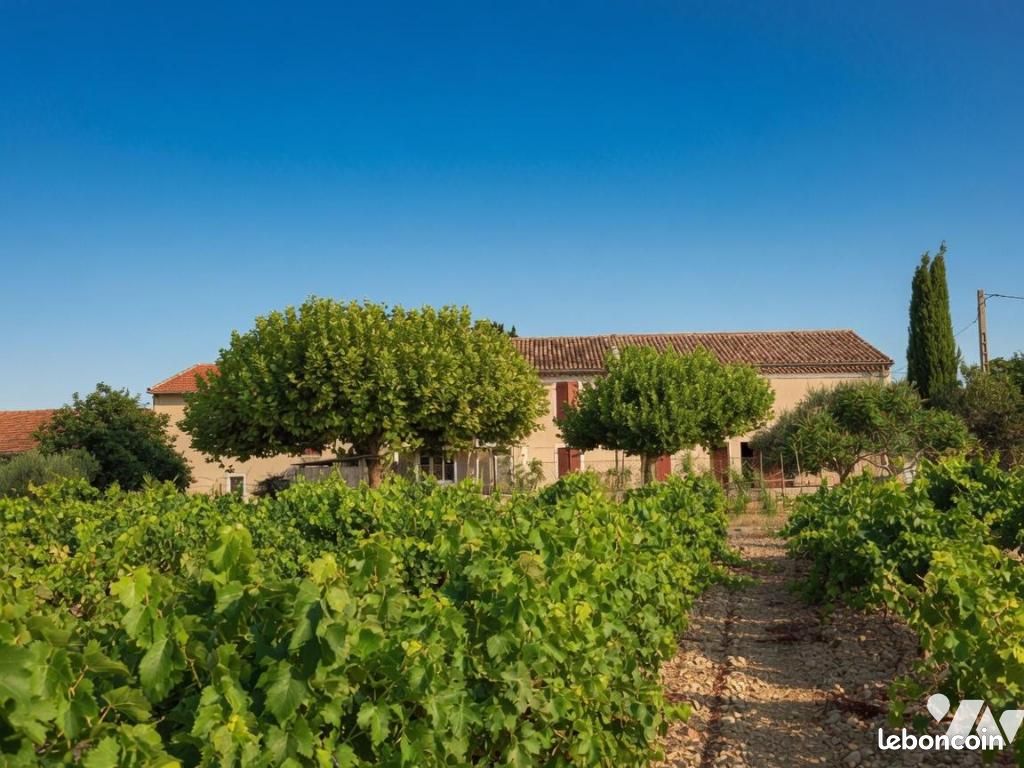Maison 13 pièces 292 m² · à Tulette · 292 m² · 520 000 €