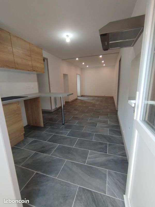 Maison 4 pièces 70 m² · à Saint-Amand-Montrond · 70 m² · 830 €