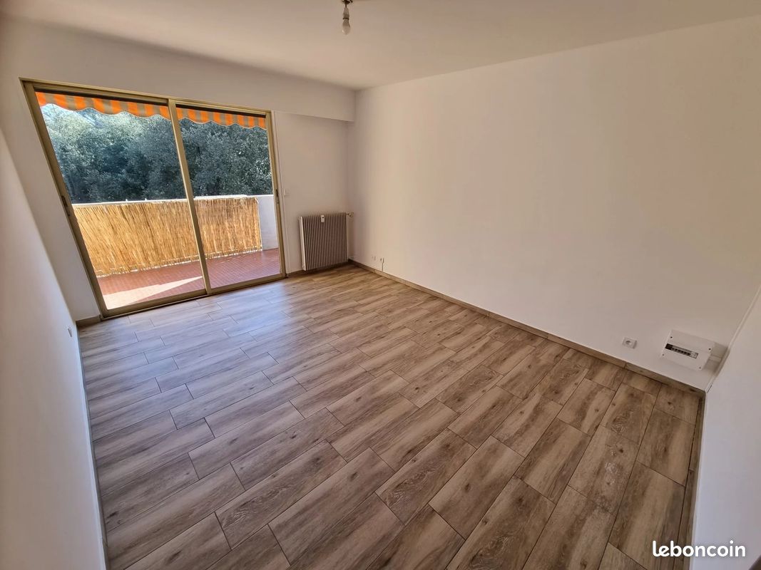 Appartement 1 pièce 23 m² · à Peymeinade · 23 m² · 70 000 €