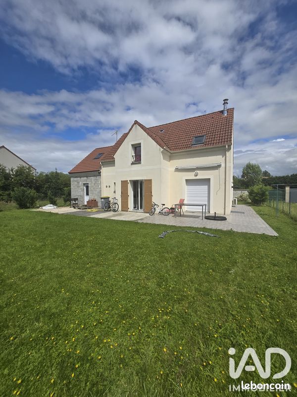 Maison 5 pièces 111 m² · à Savigny-sur-Clairis · 111 m² · 225 000 €