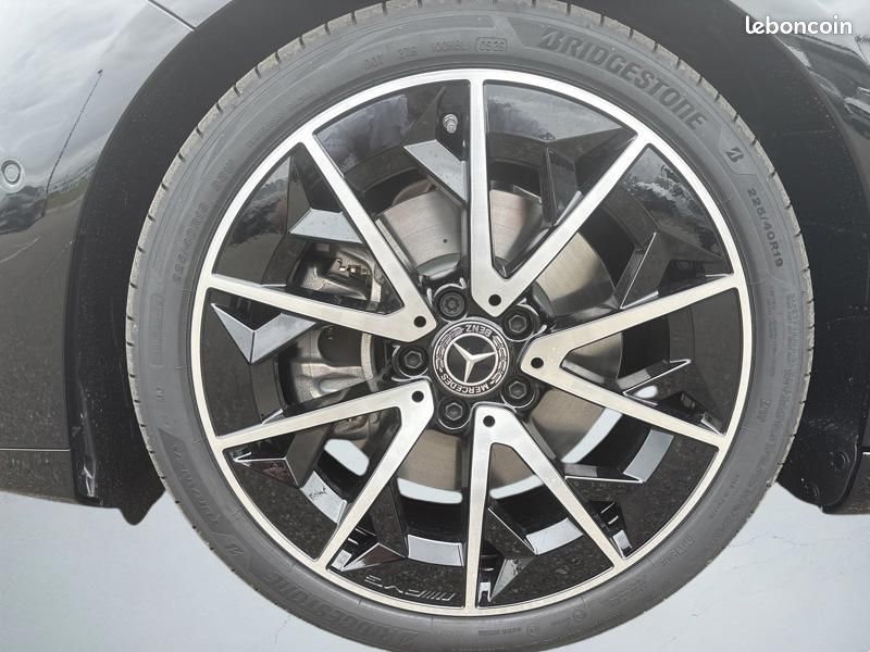 Mercedes CLA Coupe (image 9)