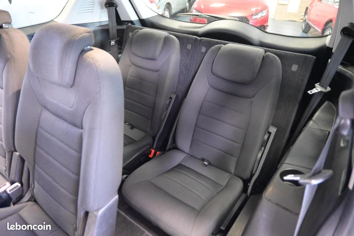 Ford S-Max 2.0 TDCi 140 FAP Titanium - 7 Pl (image 18)