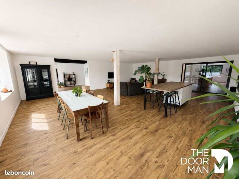 Maison 8 pièces 260 m² · à Matignon · 260 m² · 682 500 €