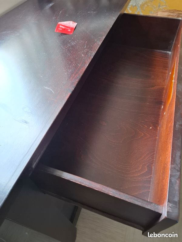 Commode (image 2)