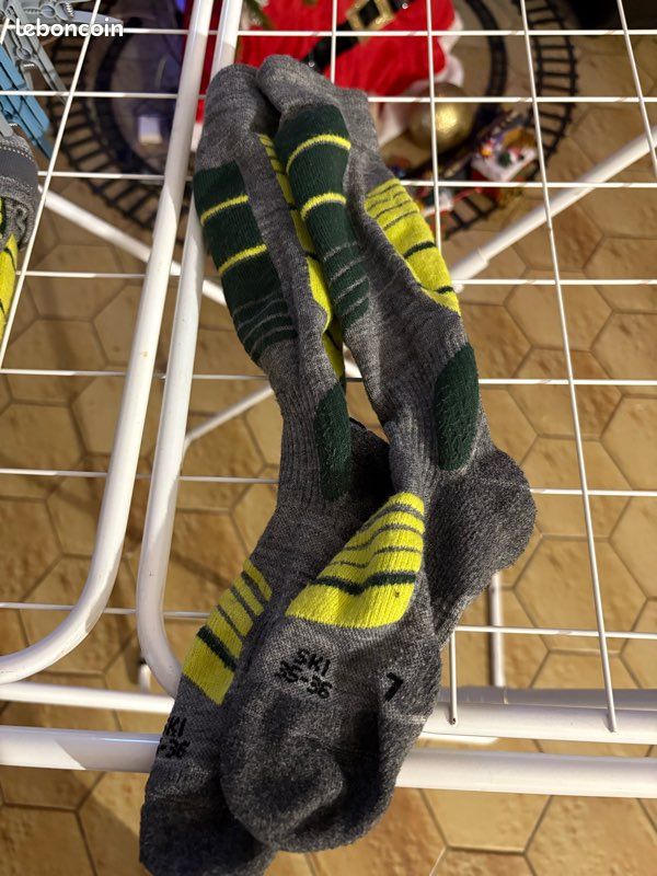 Lot chaussettes de ski 35 36 (image 3)