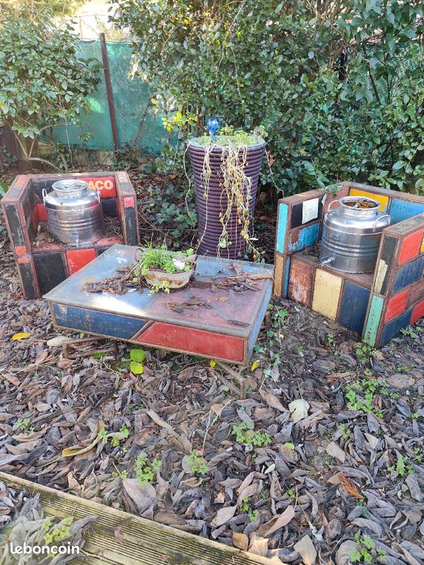 Salon de jardin unique artisanal (image 1)