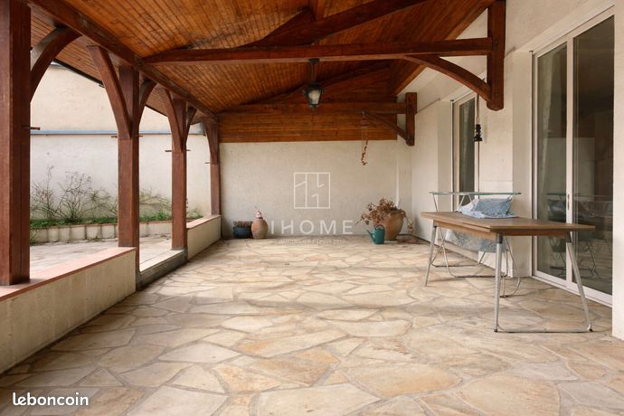 Maison 7 pièces 130 m² — 5