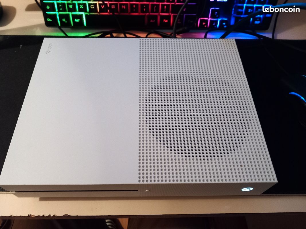 Xbox one s (image 2)