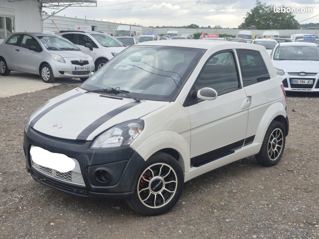 LIGIER IXO 2011 Diesel sans permis bon état de marche (image 1)