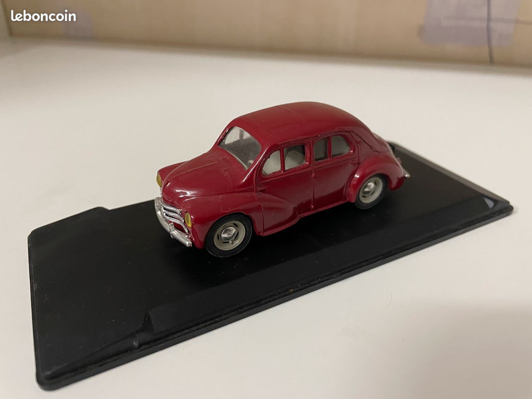 Miniature Renault 4CV Bleue 1/43 Eligor, Occasion, Pour Collectionneurs !