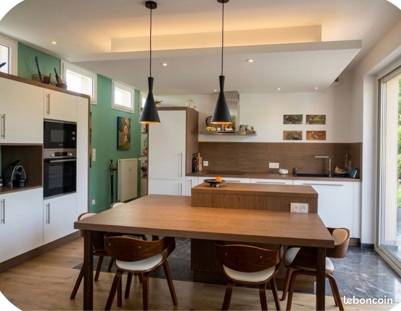 Appartement 3 pièces 65 m² · à Saint-Étienne · 65 m² · 980 €