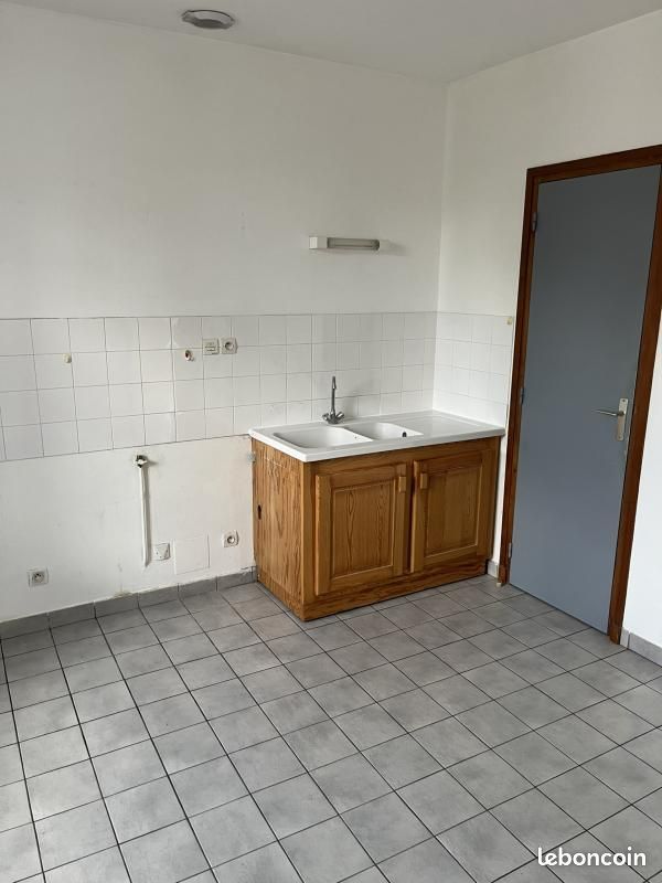 Appartement 3 pièces 73 m² · à Chomelix · 73 m² · 365 €/mois