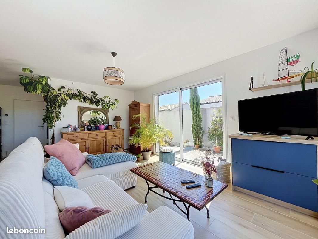 Maison 5 pièces 110 m² · à La Jarne · 110 m² · 422 500 €