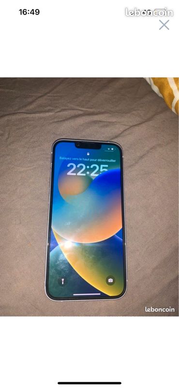 IPhone 14 (image 3)